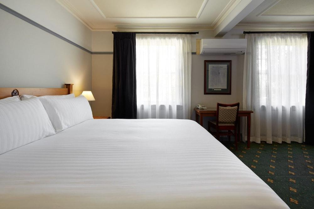 Brassey Hotel - Managed By Doma Hotels Canberra Esterno foto