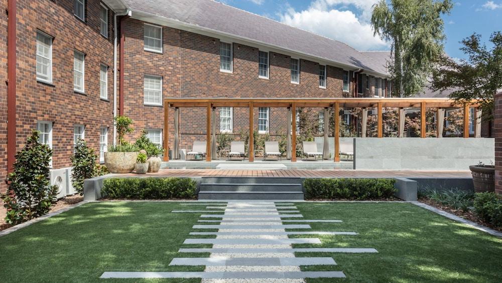 Brassey Hotel - Managed By Doma Hotels Canberra Esterno foto