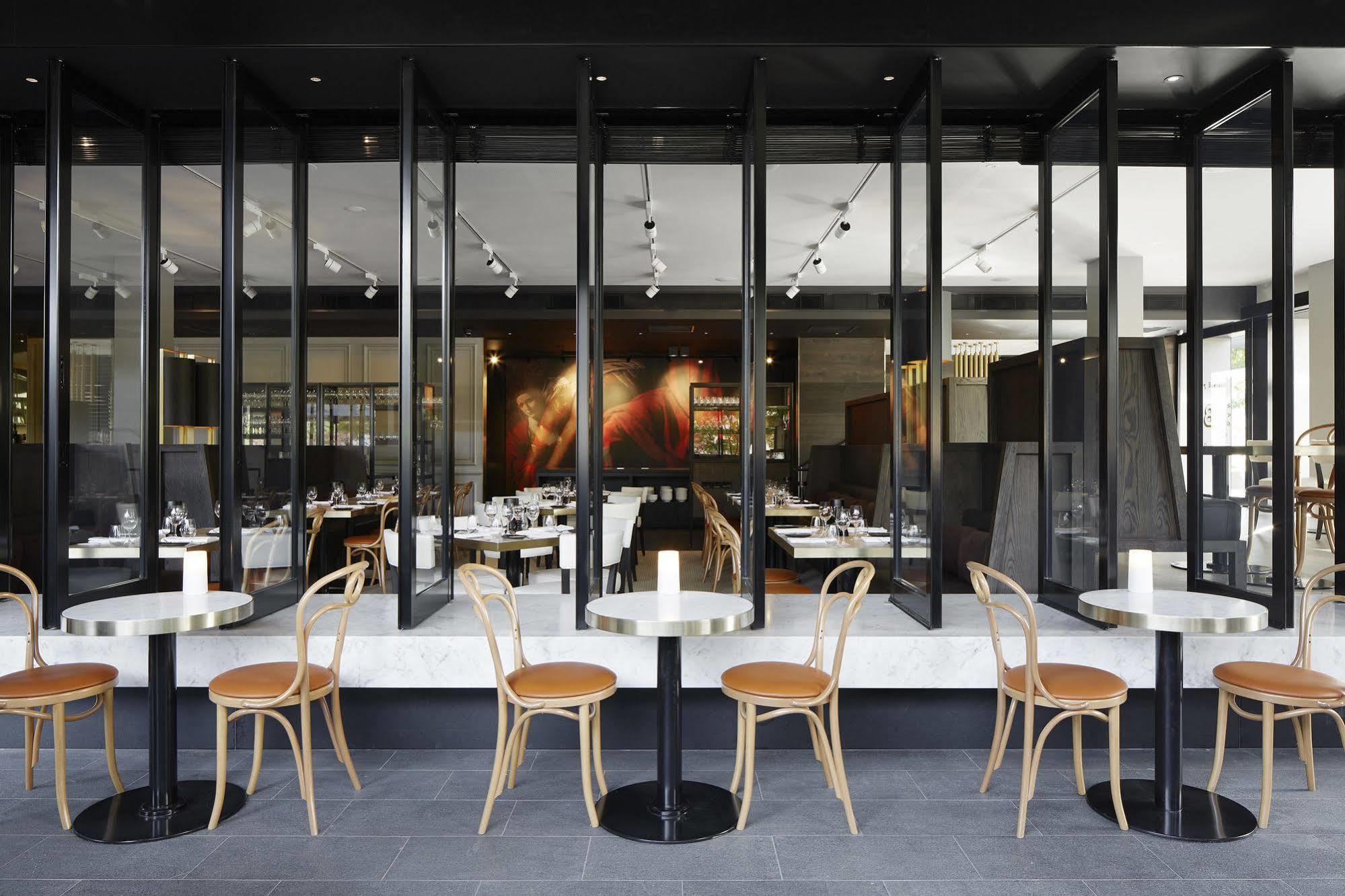 Brassey Hotel - Managed By Doma Hotels Canberra Esterno foto