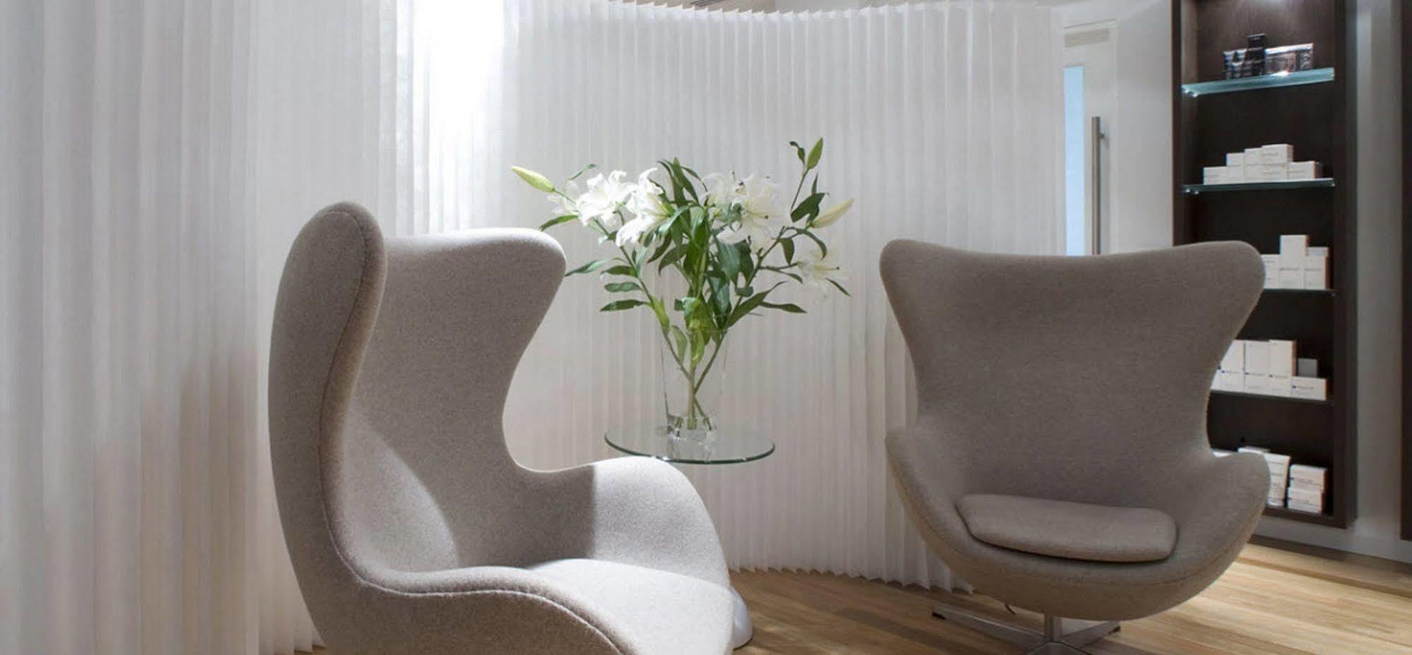 Brassey Hotel - Managed By Doma Hotels Canberra Esterno foto